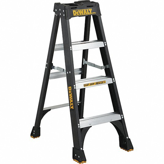 Picture of 4 FT FIBERGLASS 300 LB CAPACITY STEPLADDER IA
